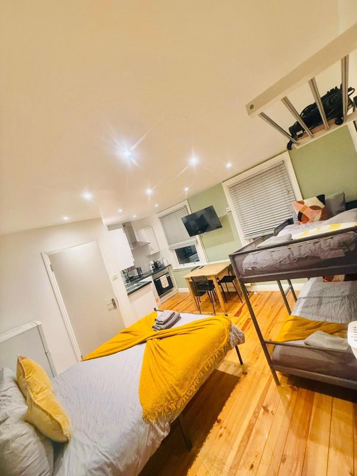 Notting Hill Guest Studio Ealing Exterior foto